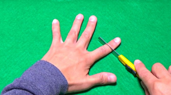 Daiso Recalls Cut Your Finger Prank Knife Because Real Knife Mixed Up Daiso Recalls Cut Your Finger Prank Knife Because Real Knife Mixed Up